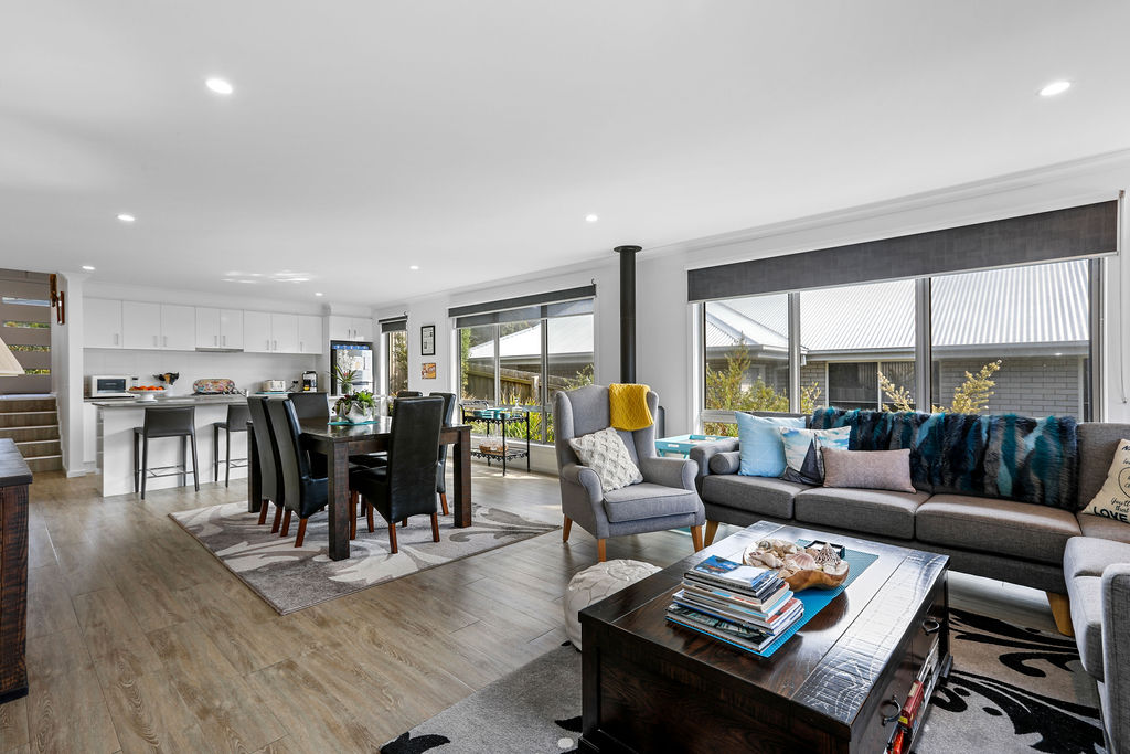 17 Dolphin Court, Apollo Bay - Thumbnail 4