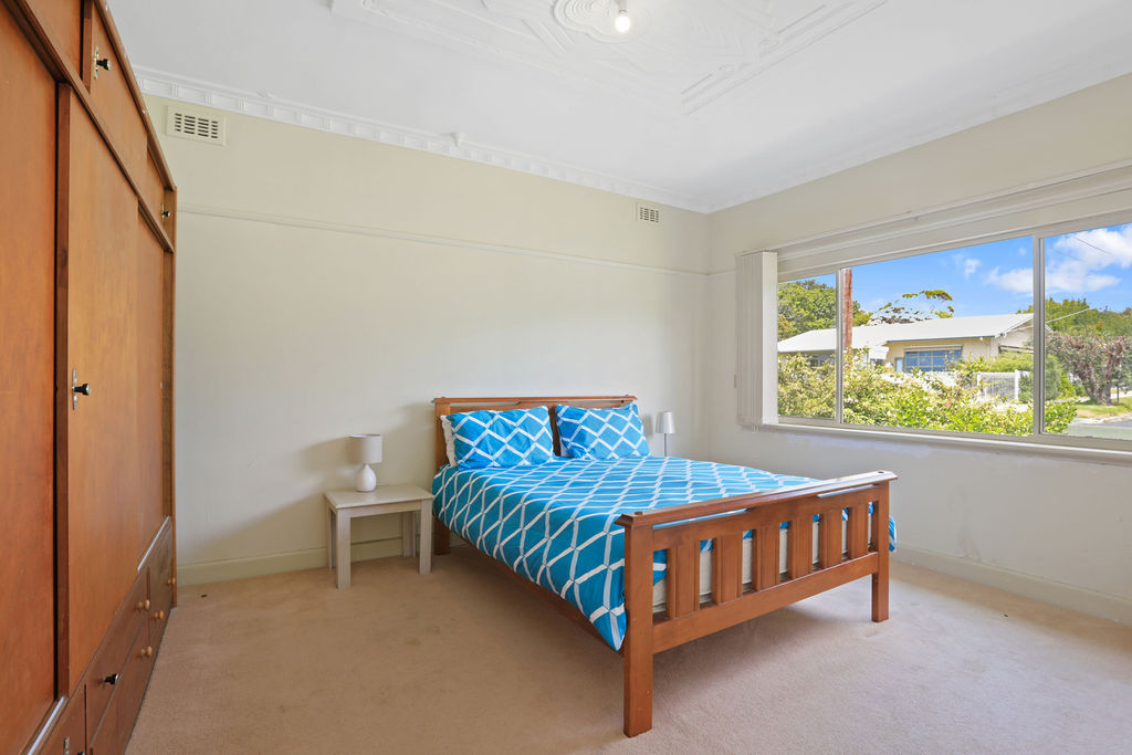 72 McLachlan Street, Apollo Bay - Thumbnail 6