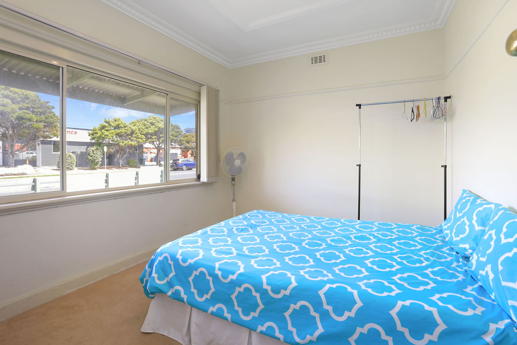 72 McLachlan Street, Apollo Bay - Thumbnail 7
