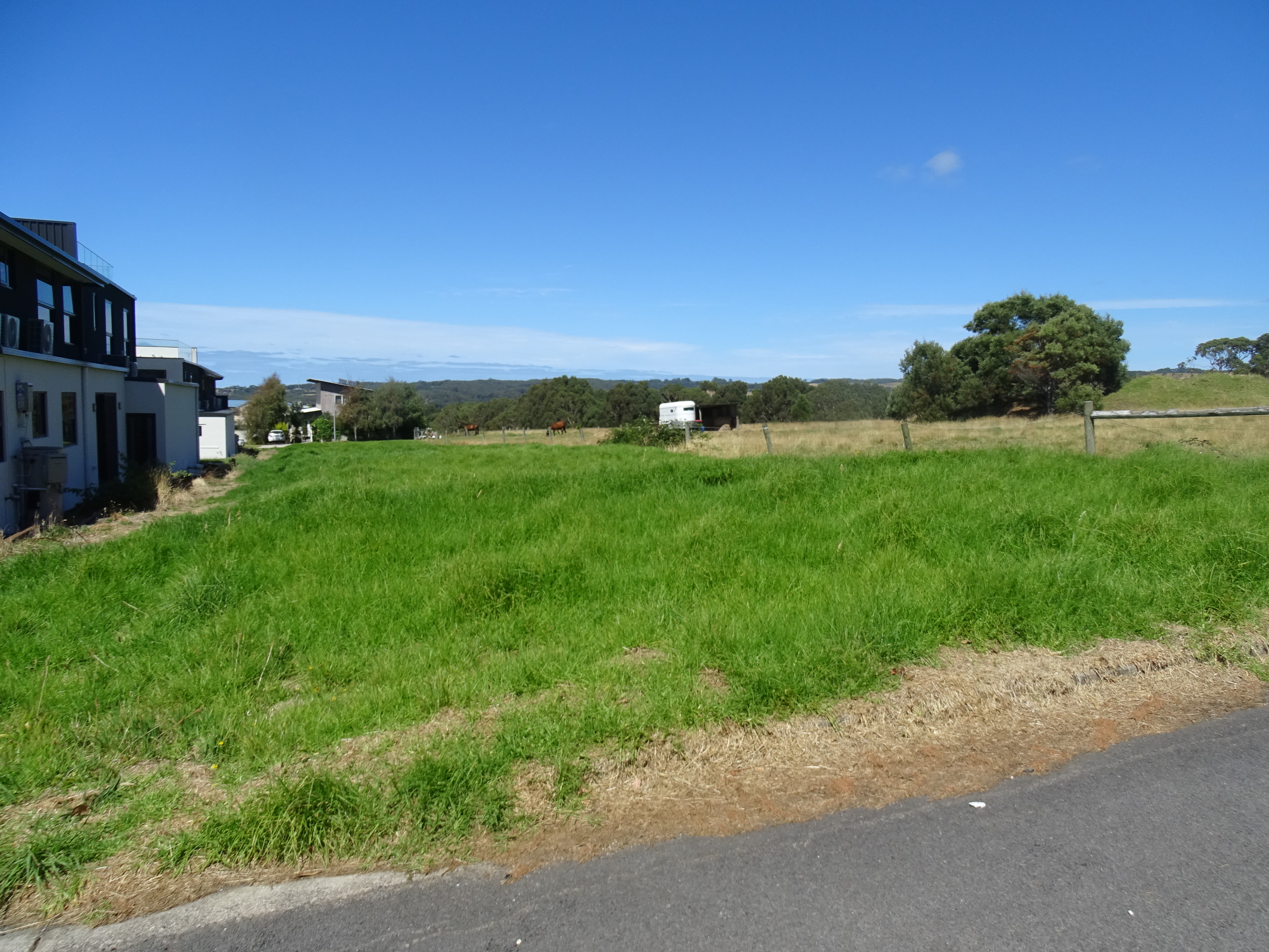 17 Tuxion Road, Apollo Bay - Thumbnail 2