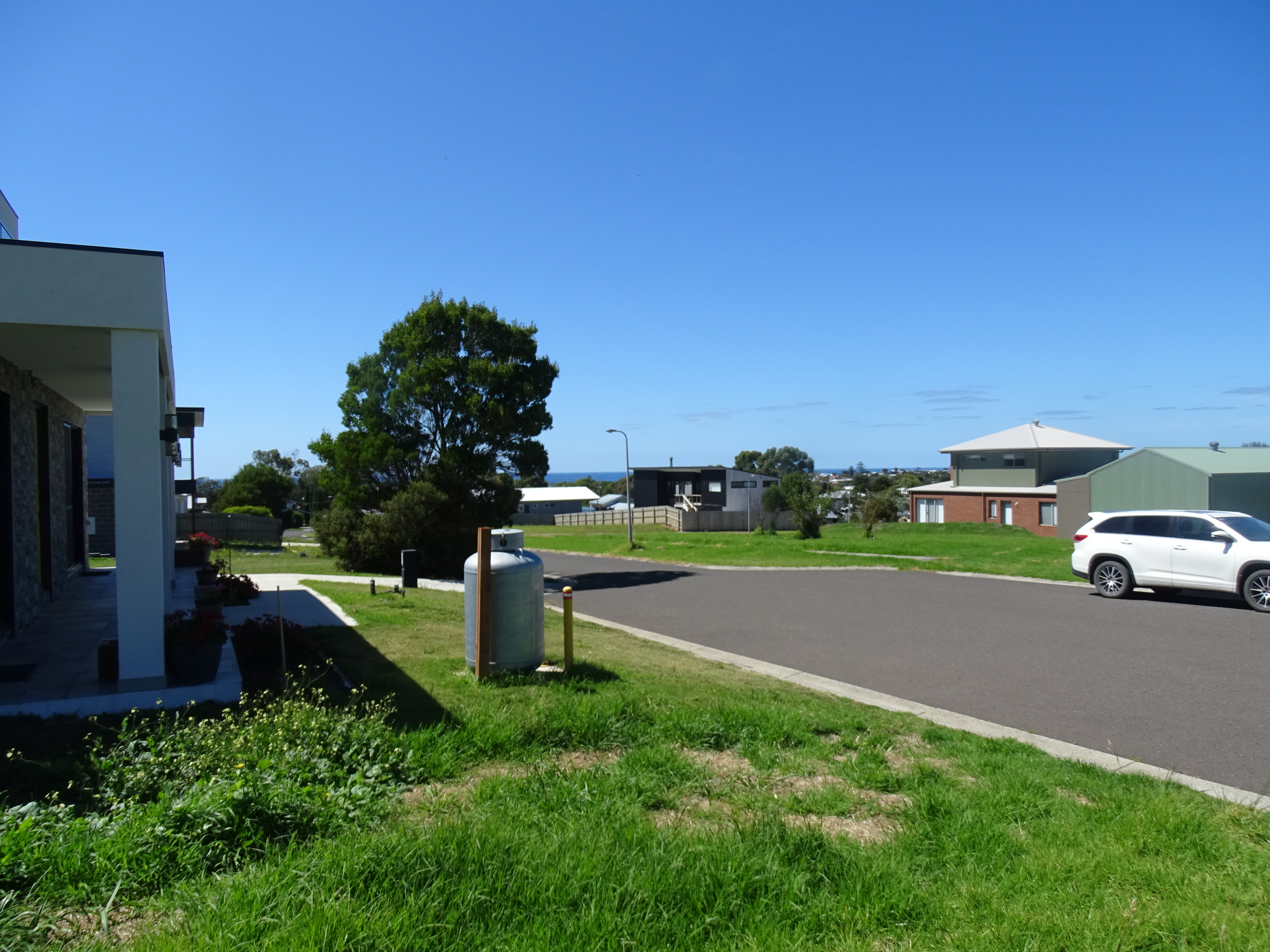 18 Woodlands Avenue, Apollo Bay - Image 1