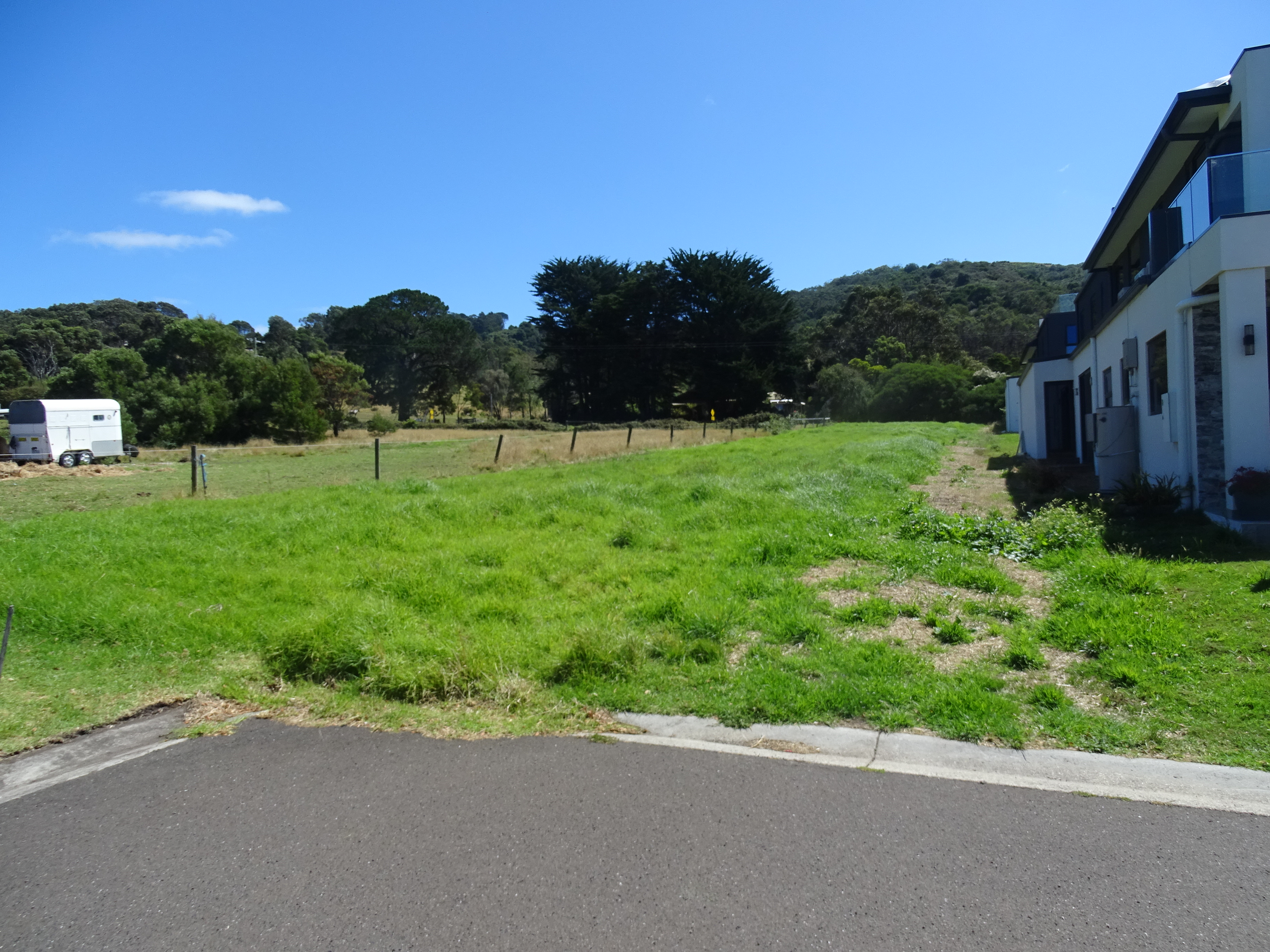 18 Woodlands Avenue, Apollo Bay - Thumbnail 2