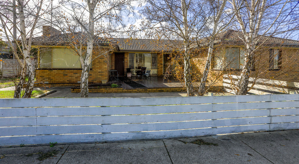 70 McLachlan Street, Apollo Bay - Thumbnail 4