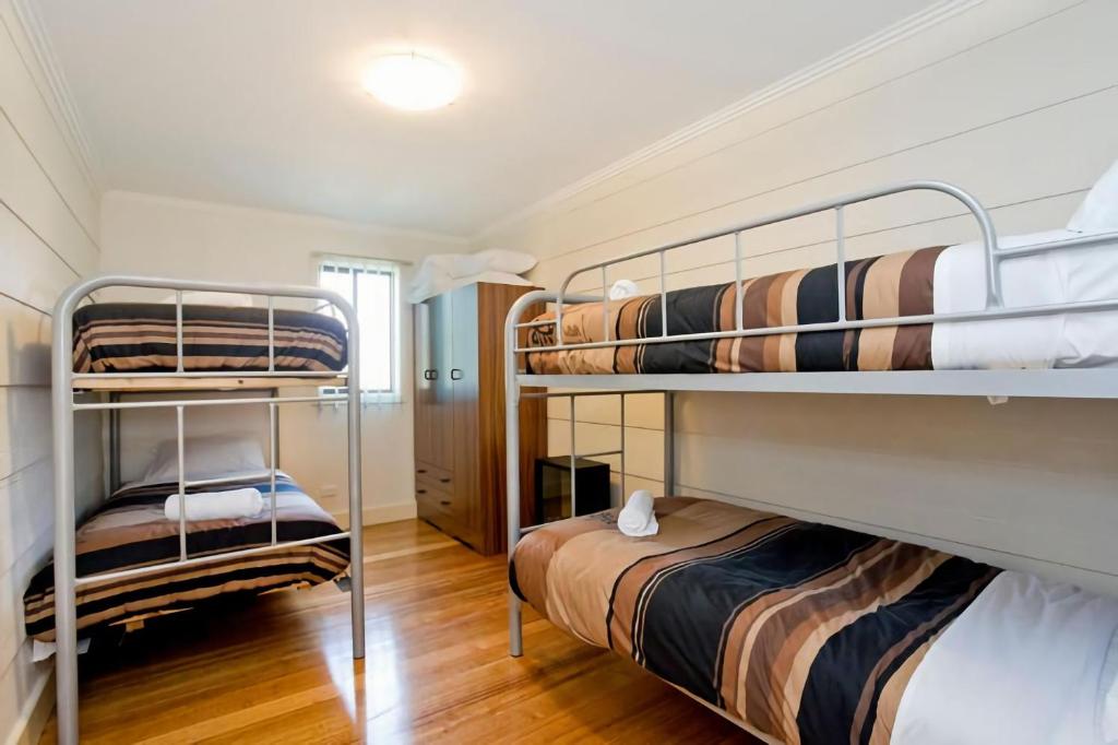 14 Great Ocean Road, Apollo Bay - Thumbnail 5