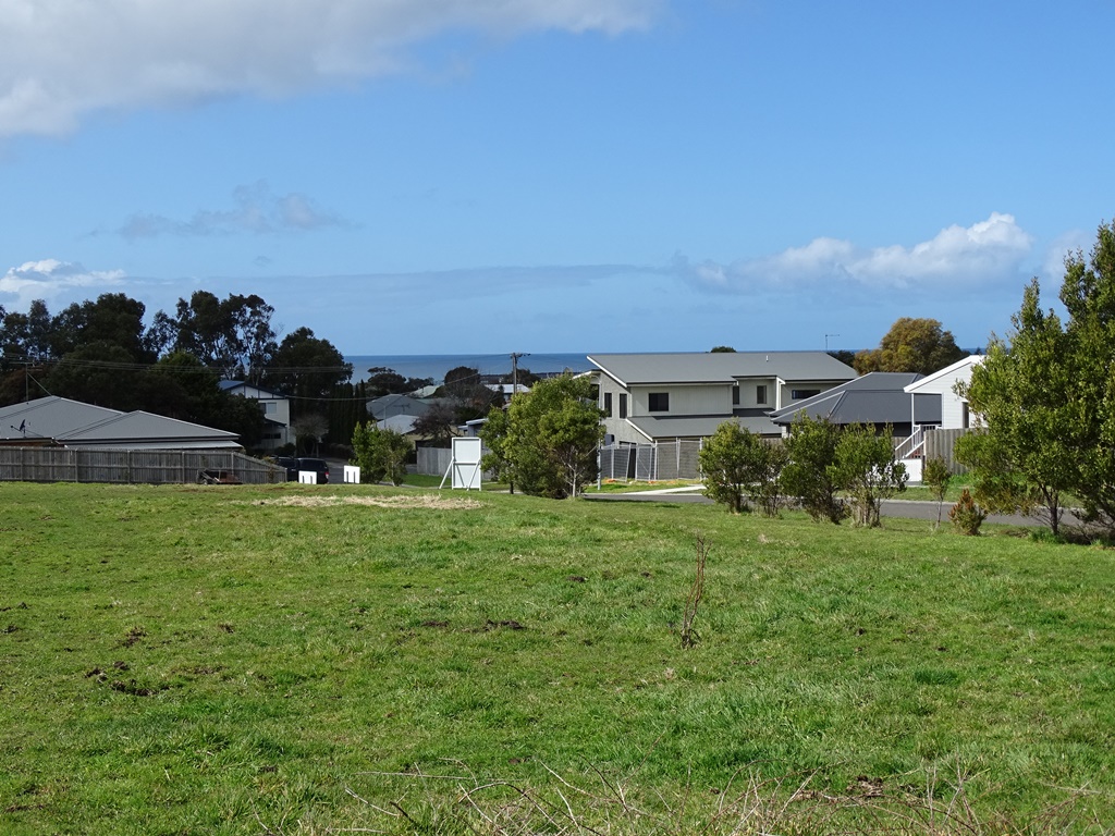 Woodlands Avenue, Apollo Bay - Thumbnail 5
