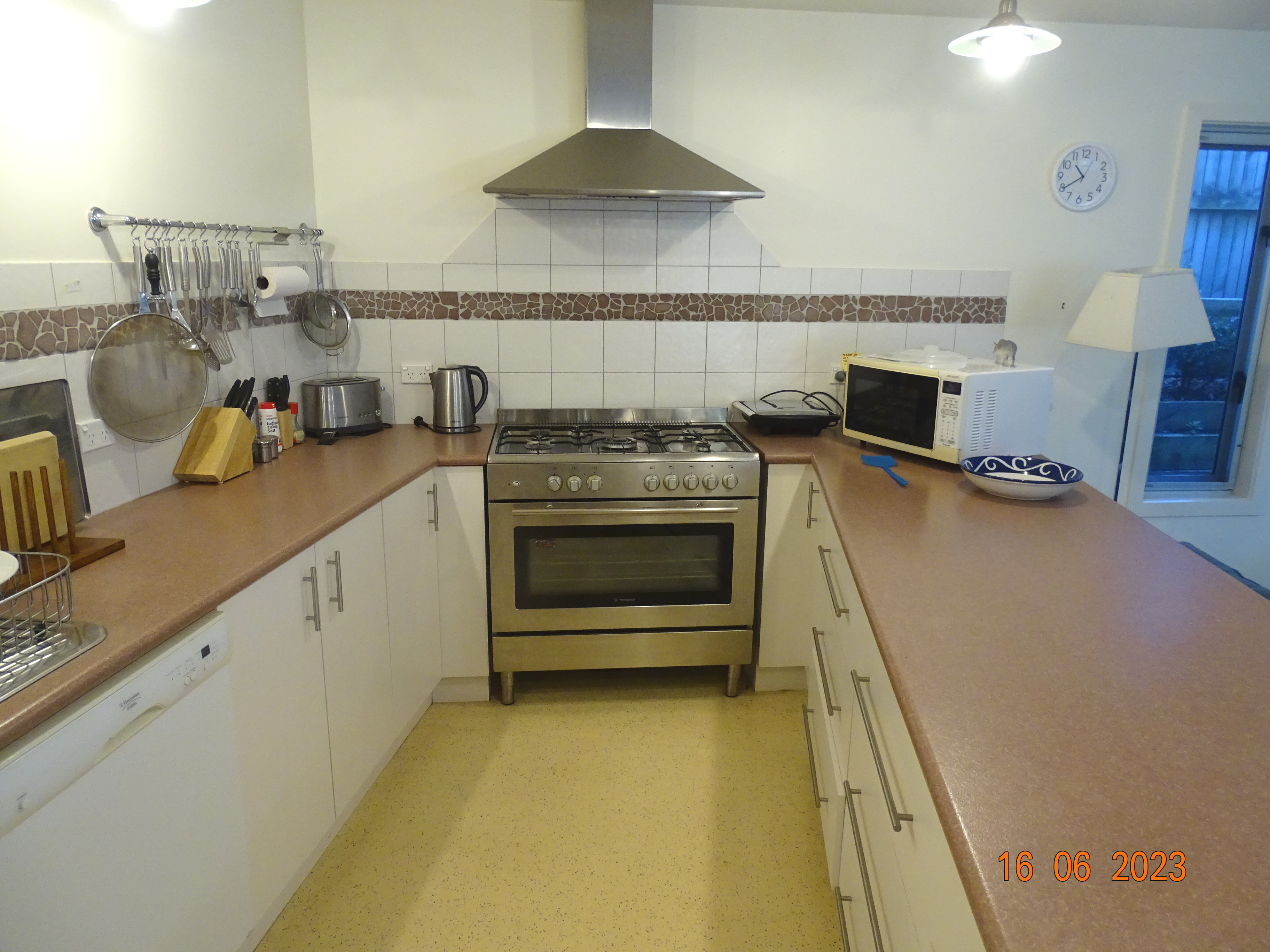 9A Diana Street, Apollo Bay - Thumbnail 2