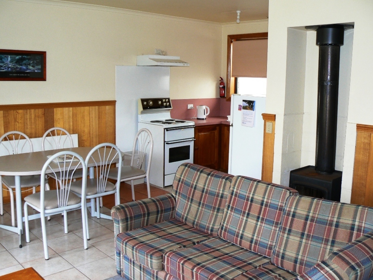 3/23 Pascoe Street, Apollo Bay - Thumbnail 3