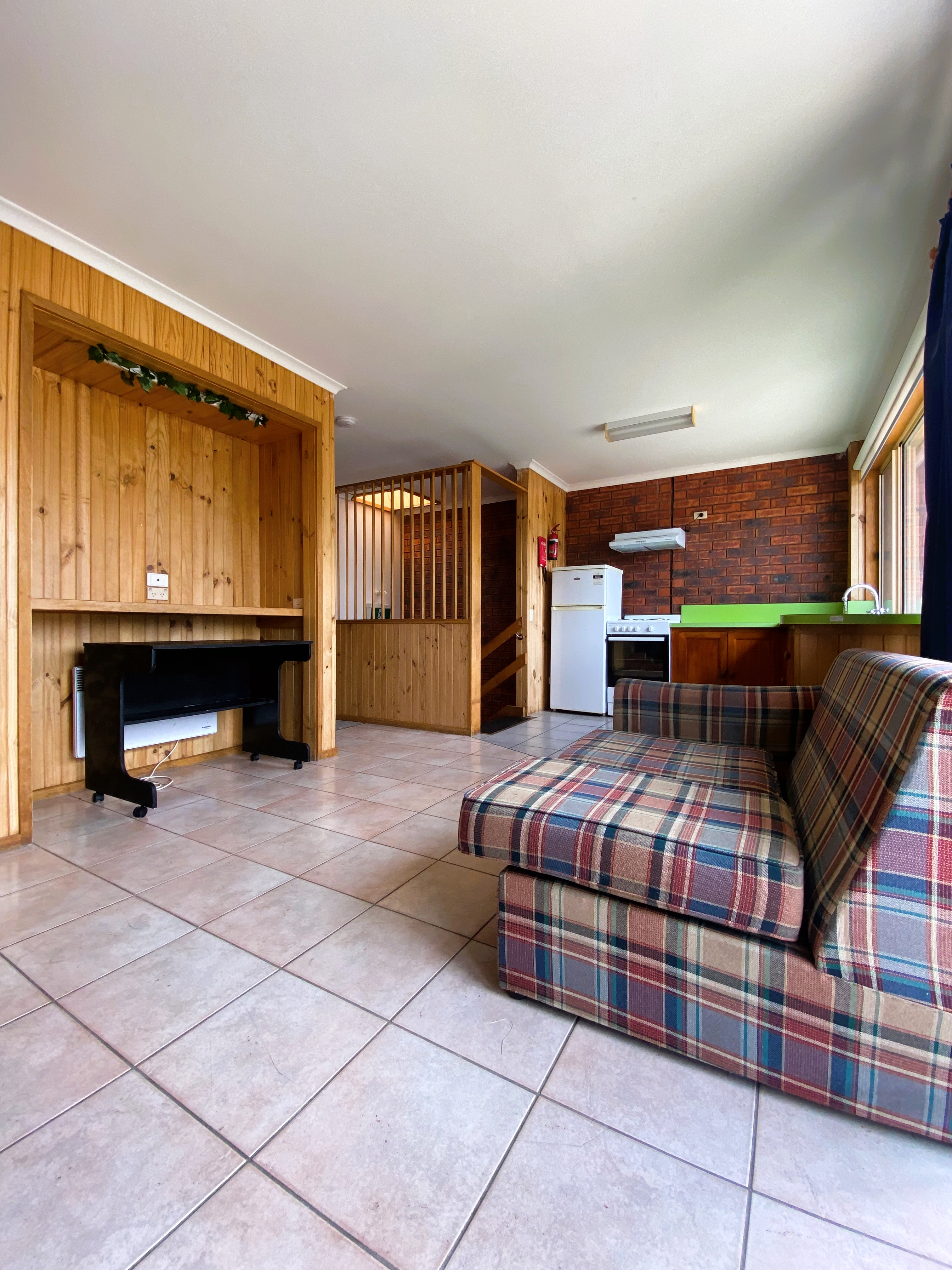 4/23 Pascoe Street, Apollo Bay - Thumbnail 3