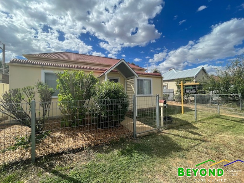 36 Myrtle Street, Gilgandra - Image 1