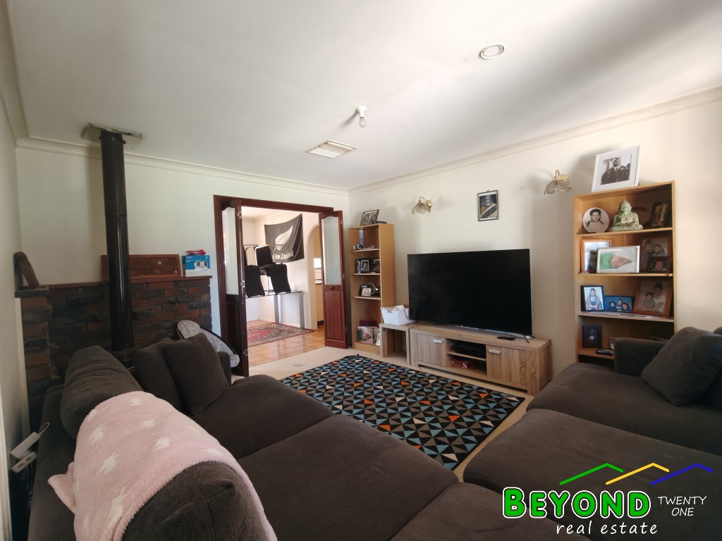 33 Federation Street, Gilgandra - Thumbnail 2