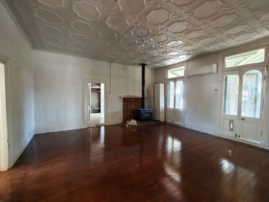28 Tooloon Street, Coonamble - Thumbnail 4