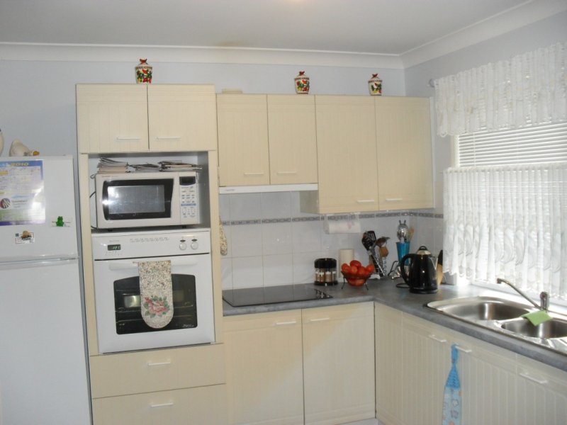 1-3 Aspen Way, Gleneagle - Thumbnail 3