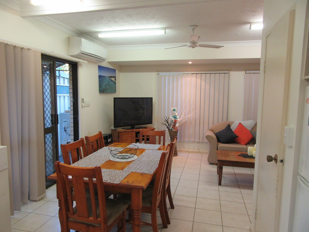 House 1 & House 2 @4 Tahiti Avenue, Palm Beach - Thumbnail 5