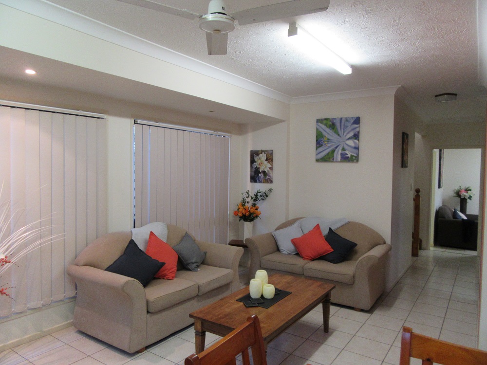 House 1 & House 2 @4 Tahiti Avenue, Palm Beach - Thumbnail 3