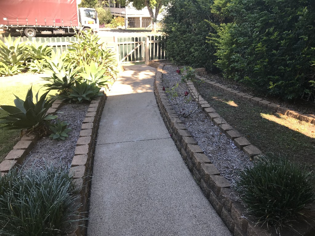 22 Eaglesfield Street, Beaudesert - Thumbnail 4