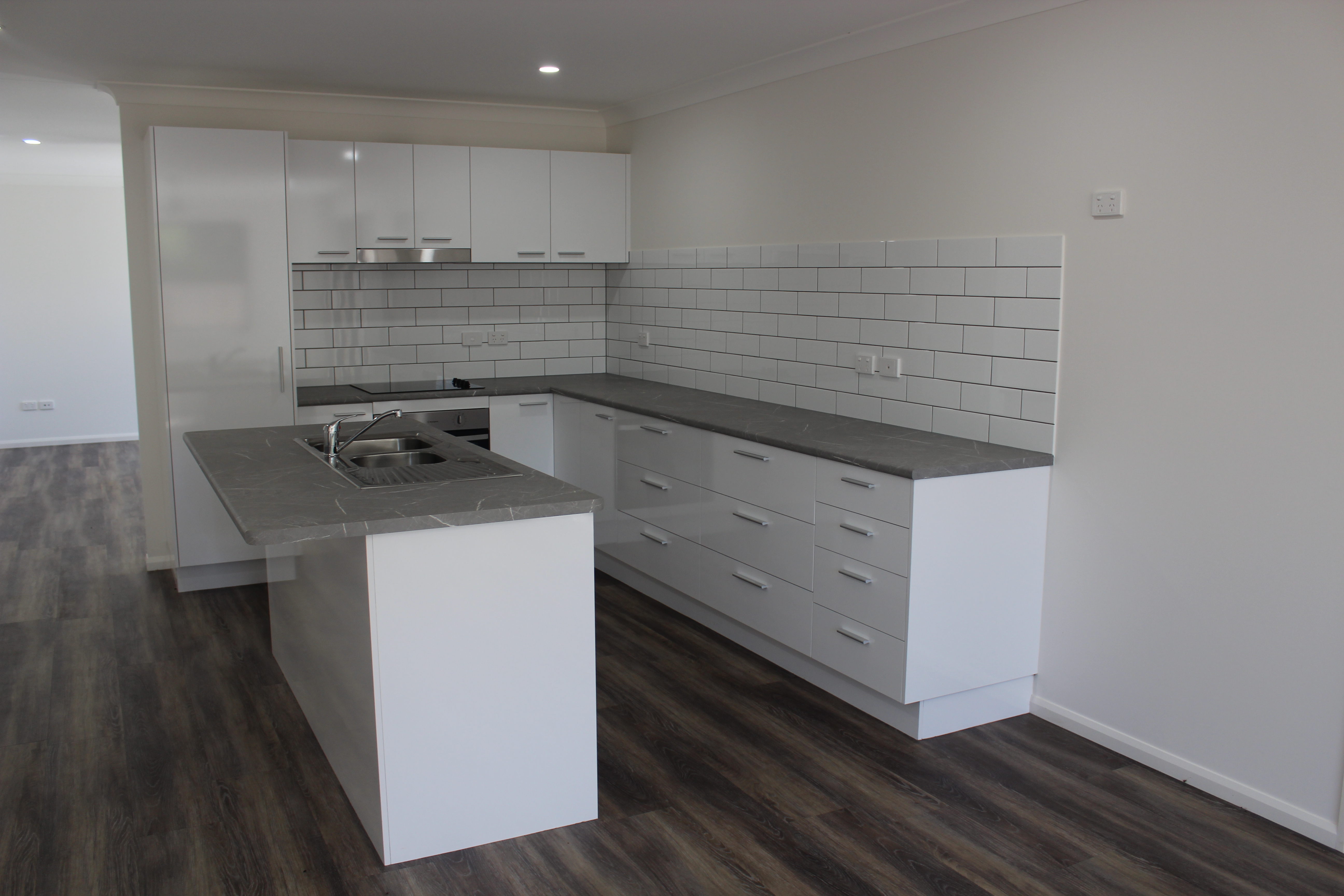 14B DUNSINANE STREET, Beaudesert - Thumbnail 8