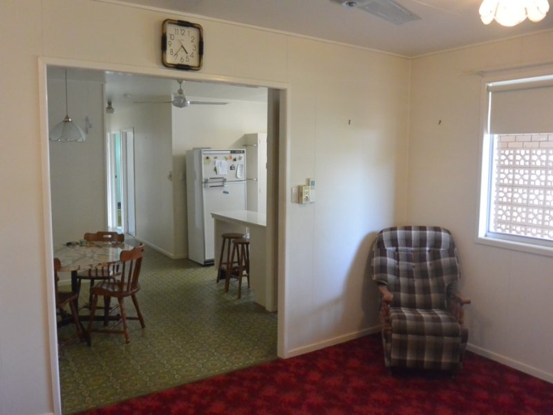 6 Pitt St, Beaudesert - Thumbnail 8
