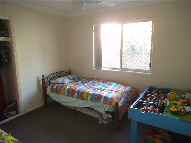 32 Meridian Way, Beaudesert - Thumbnail 7