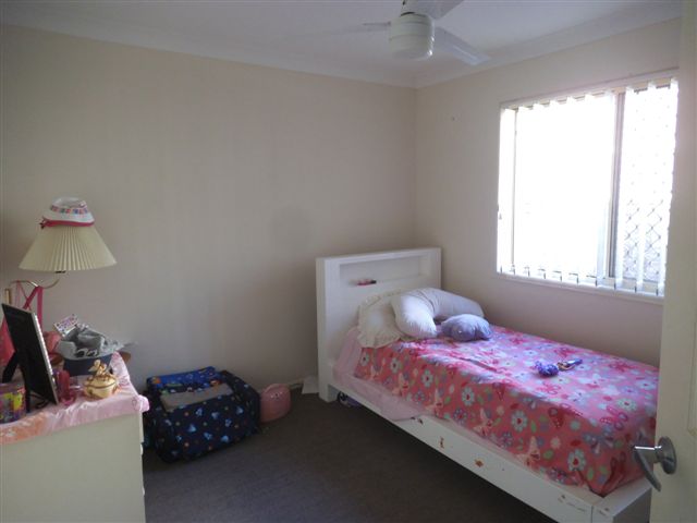 32 Meridian Way, Beaudesert - Thumbnail 8
