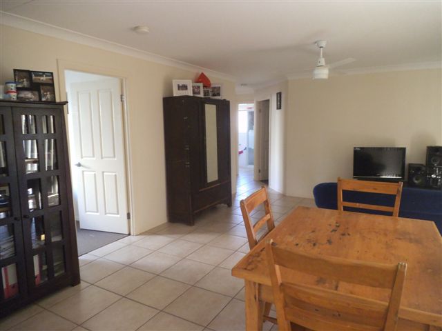 32 Meridian Way, Beaudesert - Thumbnail 4