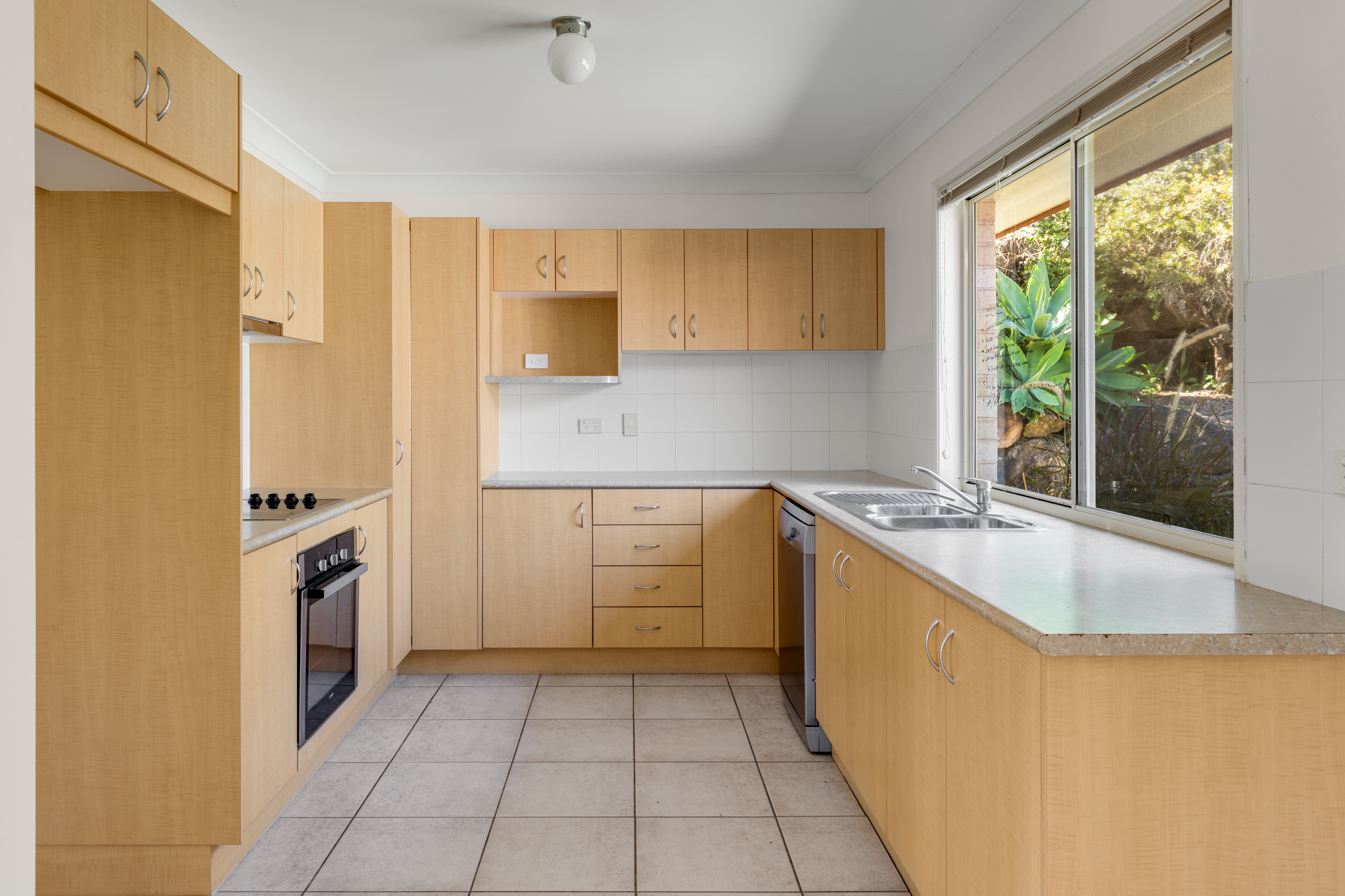 22 Meridian Way, Beaudesert - Thumbnail 5