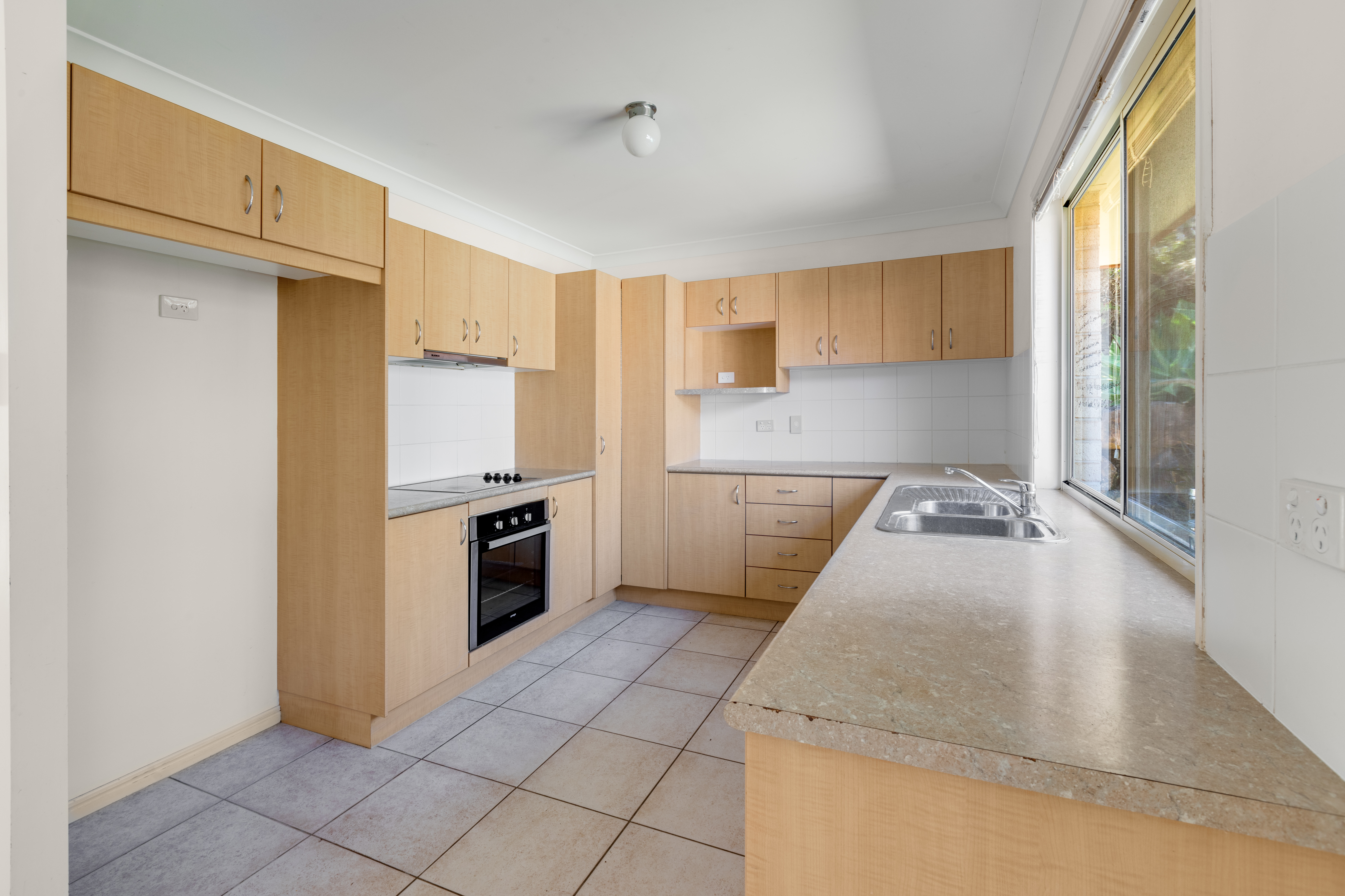 22 Meridian Way, Beaudesert - Thumbnail 6