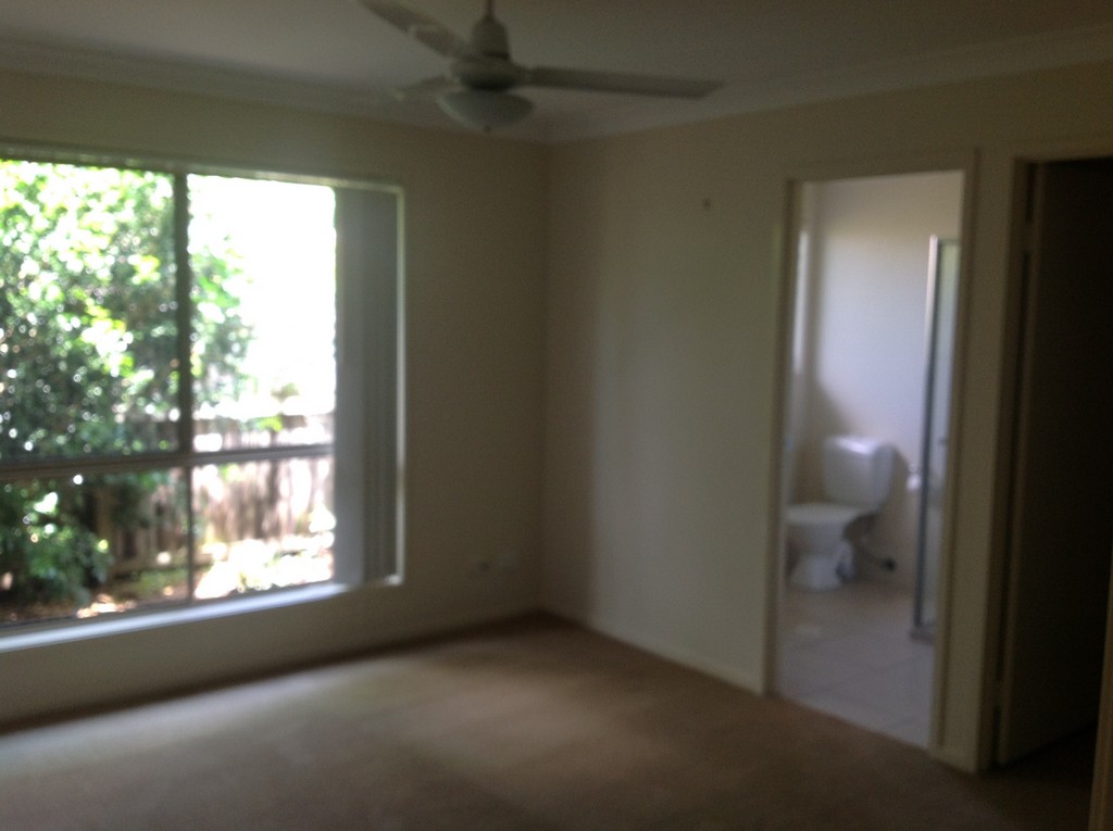 28 Tequesta Drive, Beaudesert - Thumbnail 5