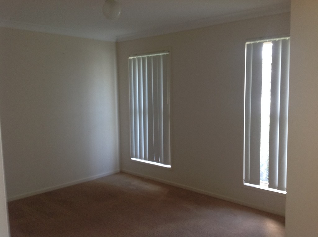 28 Tequesta Drive, Beaudesert - Thumbnail 2