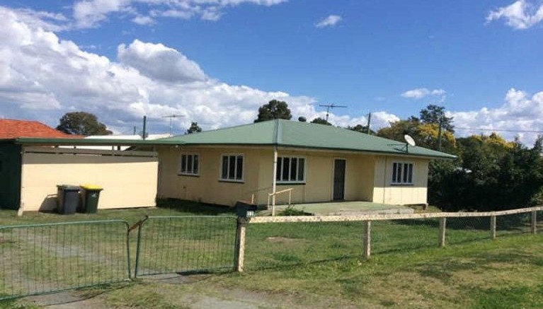 11  Jane St, Beaudesert - Thumbnail 4