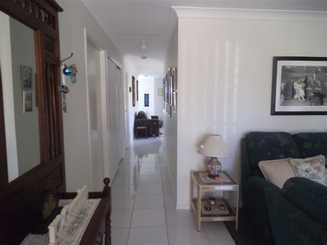 62 Tequesta Drive, Beaudesert - Thumbnail 4