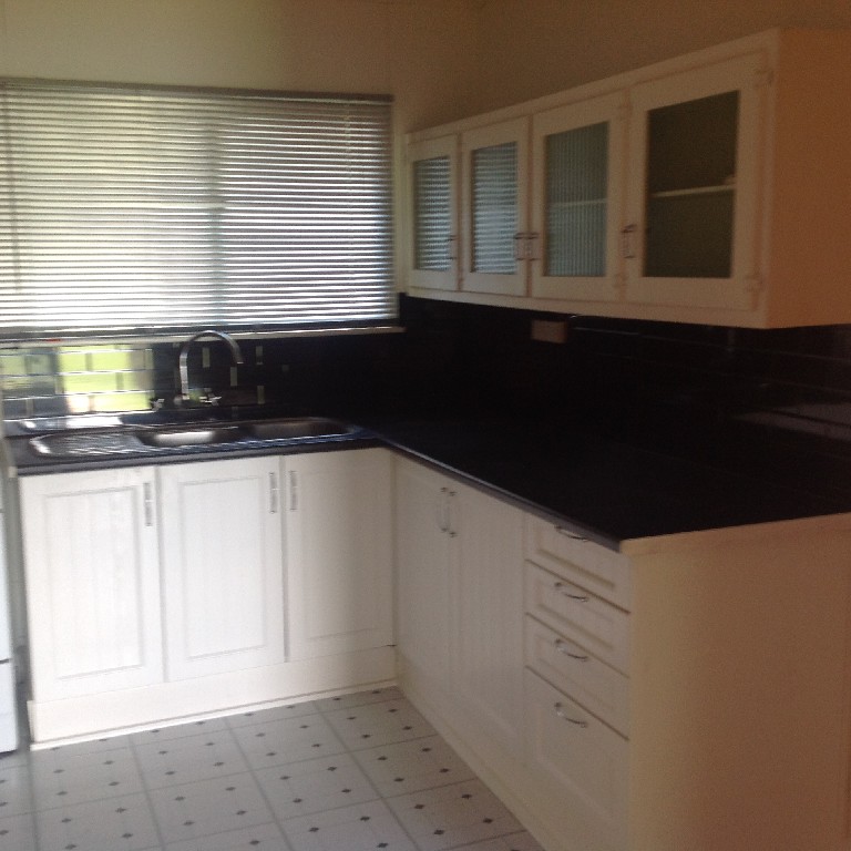 1&2/A GREAT INVESTMENT RETURNING $530per week, Beaudesert - Thumbnail 6
