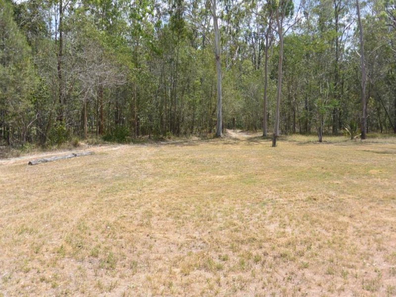 263 Clifton Drive, North Maclean - Thumbnail 3